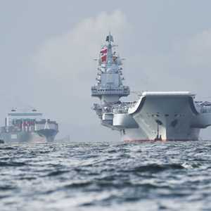 إرشيفية لإحدى حاملات الطائرات في البحرية الصينية