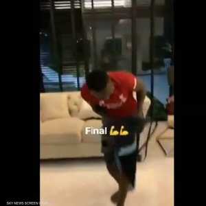 كيتا يتجاهل الإصابة ويحتفل بتأهل ليفربول