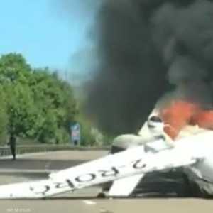 نجا ركاب الطائرة من إصابات مميتة