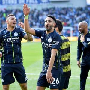 محرز.. أول لاعب عربي يتوج بالدوري الإنجليزي مرتين