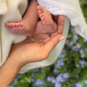 نشر الصورة جاء بذكرى عيد الأم في الولايات المتحدة ودول أخرى