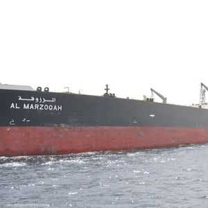 الصور الأولى لإحدى السفن التي تعرضت لأعمال تخريبية