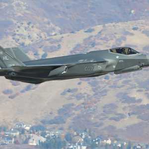 مقاتلة أف 35 شبح أميركية.