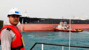 إيران لجأت لتخزين الخام في ناقلات النفط بعد انهيار الصادرات