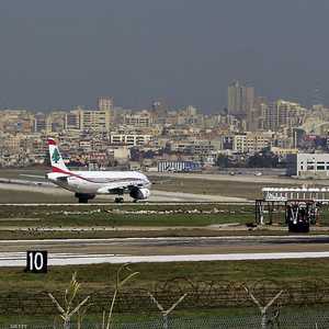 طائرة لبنانية في مطار بيروت الدولي