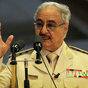 قائد الجيش الوطني الليبي المشير خليفة حفتر
