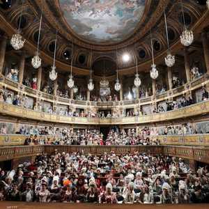 بهو قصر فرساي التاريخي ولحظات استثنائية