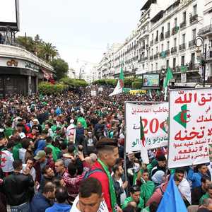مرشحان تقدما فقط للانتخابات الرئاسية في الجزائر