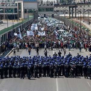 المظاهرات في الجزائر مستمرة منذ 22 فبراير الماضي.