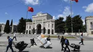 الأسواق التركية تعاني نتيجة عدم اليقين السياسي