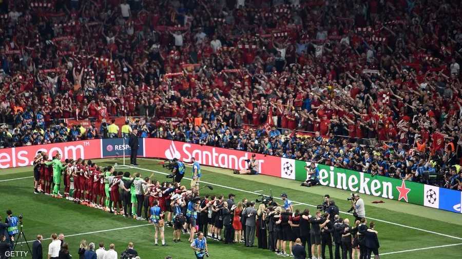 فاز ليفربول، مساء السبت، على توتنهام هوتسبير 2-صفر لينال لقب تشامبينزليغ على ملعب واندا متروبوليتانو في مدريد.