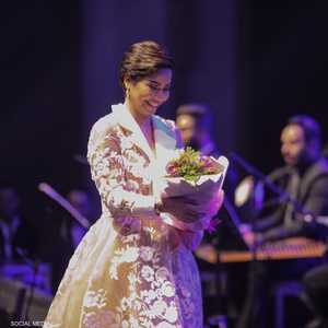 جاء الإيقاف بعدما تقدم محام مصري ببلاغ ضد شيرين