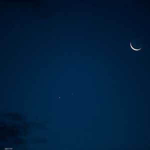 أعلنت دار الفتاء المصرية تعذر رؤية هلال شهر شوال.