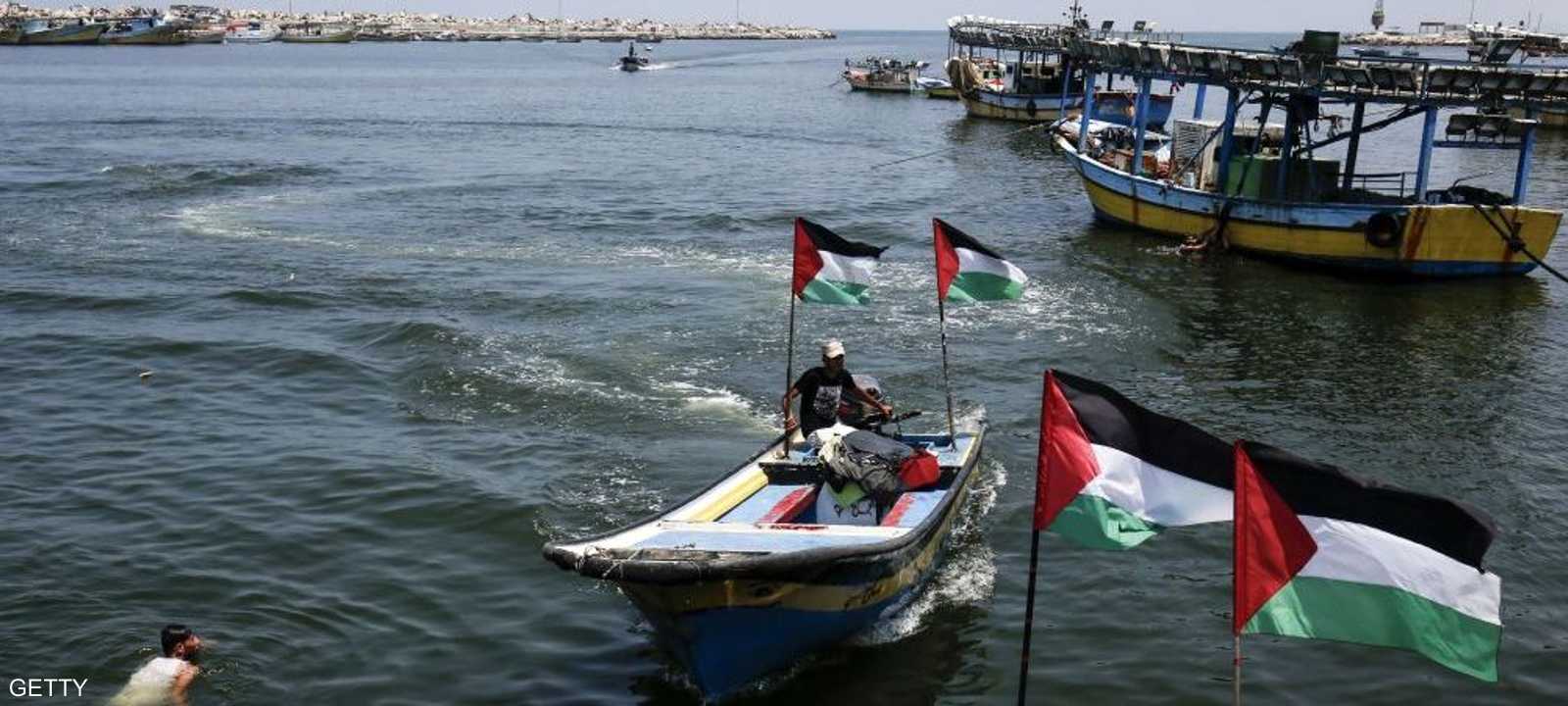 قوارب صيد قبالة شواطئ غزة