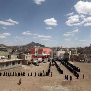 الحوثي يسعى لاختلاس قوت العائلات اليمنية