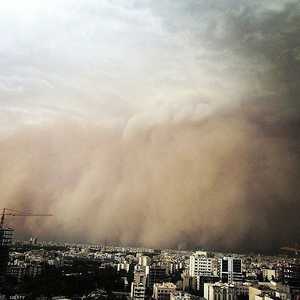 حتى الأحوال الجوية تلصقها إيران بـ"المؤامرة"