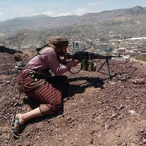 عنصر من ميليشيات الحوثي الموالية لإيران - أرشيفية