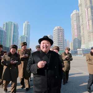 سلسلة من التقارير المتضاربة عن إعدام المسؤولين.