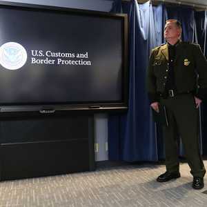 هيئة الجمارك والحدود قالت إنه البيانات تعرض للسرقة من مقاول