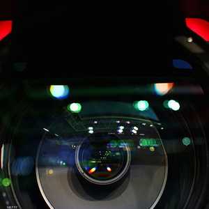 عدسة كاميرا