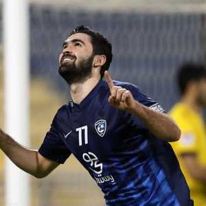 عمر خربين بزي الهلال السعودي