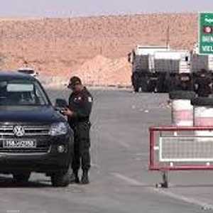 معبر رأس جدير الحدود التونسية الليبيىة - أرشيف