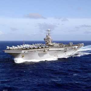 حاملة الطائرات الأميركية يو أس أس إبراهام لينكولن