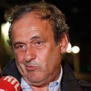 بلاتيني بعد إطلاق سراحه من قبل الشرطة الفرنسية