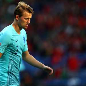 دي ليخت هدف لكبار أوروبا