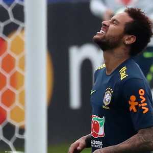 أزمة نيمار مع باريس سان جرمان مستمرة