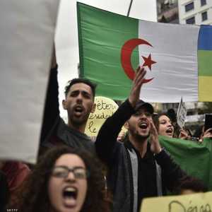 المظاهرات مستمرة في الشارع الجزائري منذ أشهر