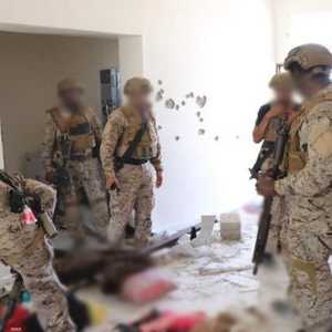 لحظة القبض على أمير داعش في اليمن