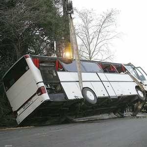 أرشيفية حادث انحراف حافلة