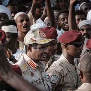 حميدتي حذر من التجارة بالدولار الأميركي في السوق السوداء.