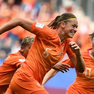 منتخب هولندا للسيدات يتأهل للنهائى مونديال فرنسا