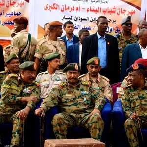 أعضاء من المجلس العسكري خلال إحدى التجمعات في أم درمان