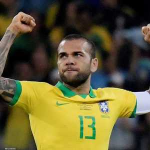 البرازيل تلاقي البيرو أو تشيلي في النهائي