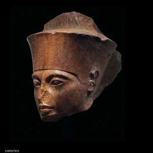 رأس نوت عنخ آمون عرضت للبيع في مزاد كريستسيز بلندن