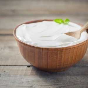 الزبادي يشجع على نمو البكتيريا المفيدة في الأمعاء