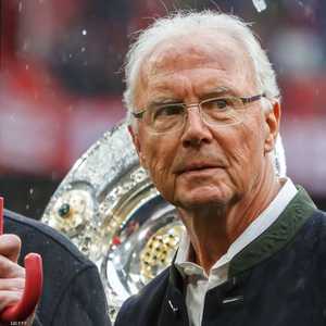 فرانتس بكنباور، خاض تجربة طويلة من اللعب في ألمانيا