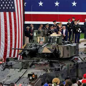 دبابة خلال العرض العسكري في العاصمة الأميركية