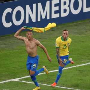 فرحة عارمة لمنتخب البرازيل