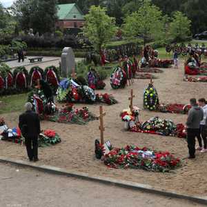 جانب من تشييع ضحايا الغواصة الروسية