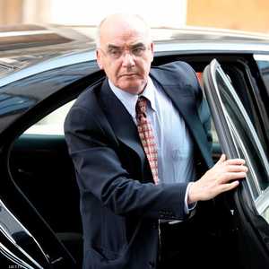 رئيس الوزراء وزير الصناعة الجزائري الأسبق يوسف يوسفي