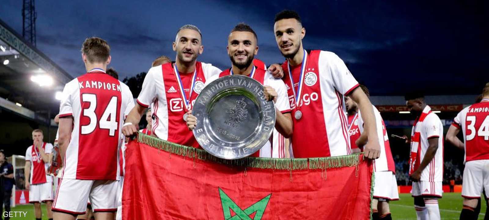 نجوم المغرب في أياكس: مزراوي والأبيض وزياش