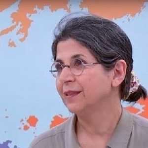 طهران تعتقل باحثة فرنسية .. وباريس تحتج