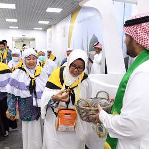 استقبال مجموعة من الحجاج في مطار جدة