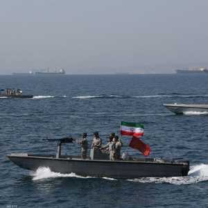 إيران تواصل انتهاكاتها وتهديدها للملاحة في مضيق هرمز