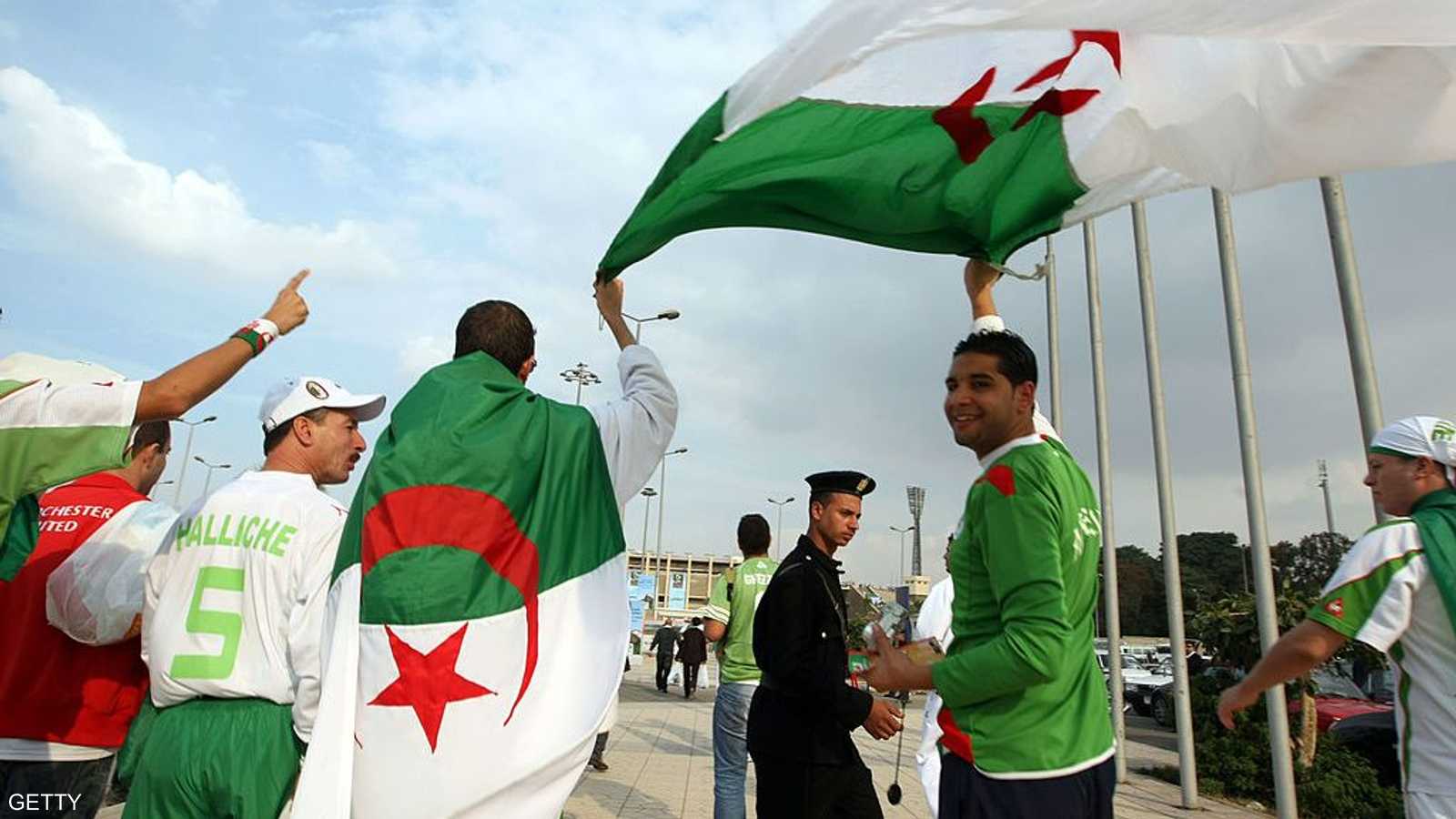 مصر كانت على اتصال دائم بالسلطات الجزائرية لحل الأزمة.