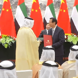 الإمارات والصين توقعان اتفاقيات تعاون